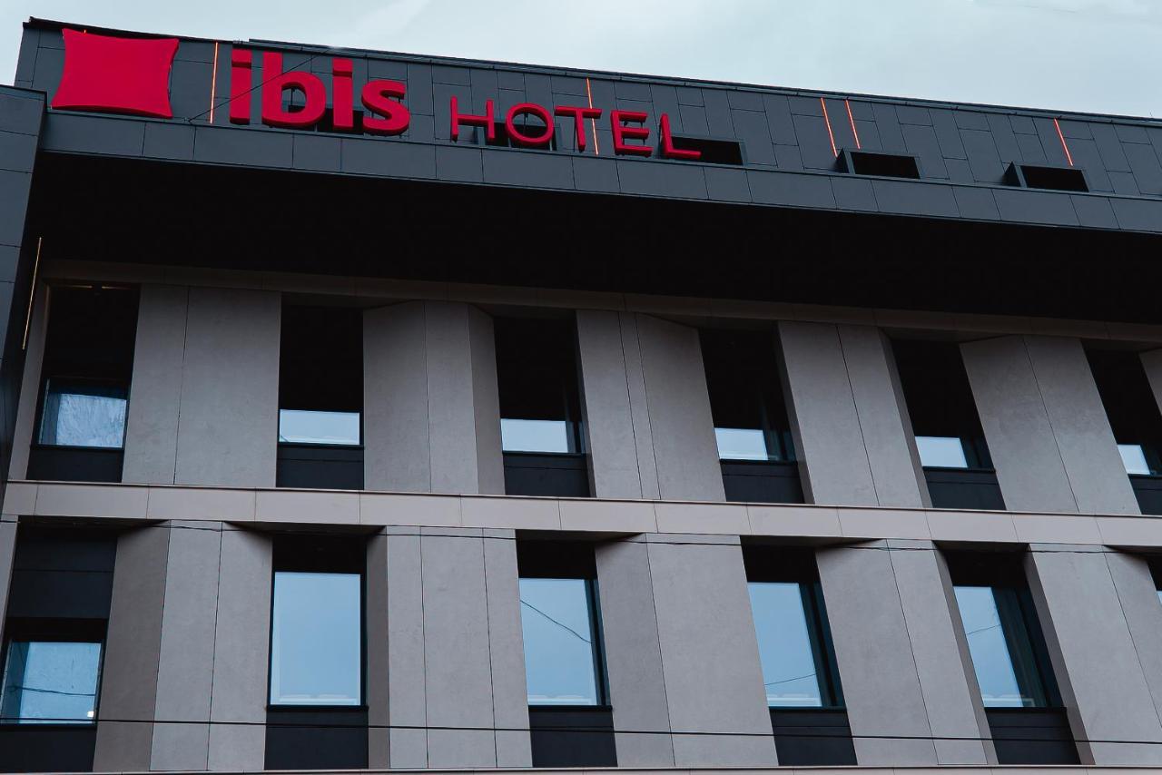 Hotel Ibis Lviv Center Exterior foto